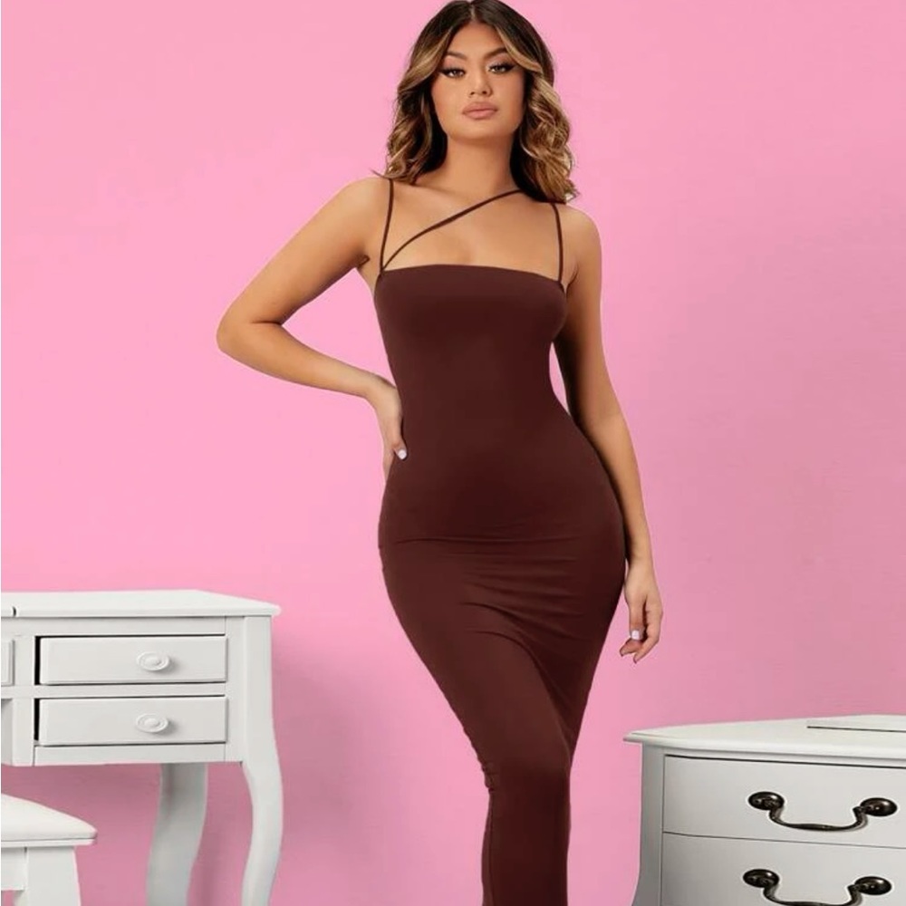 Brown dress with side strap